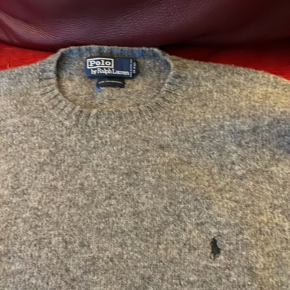 Sweaters - Picture 11 of 15